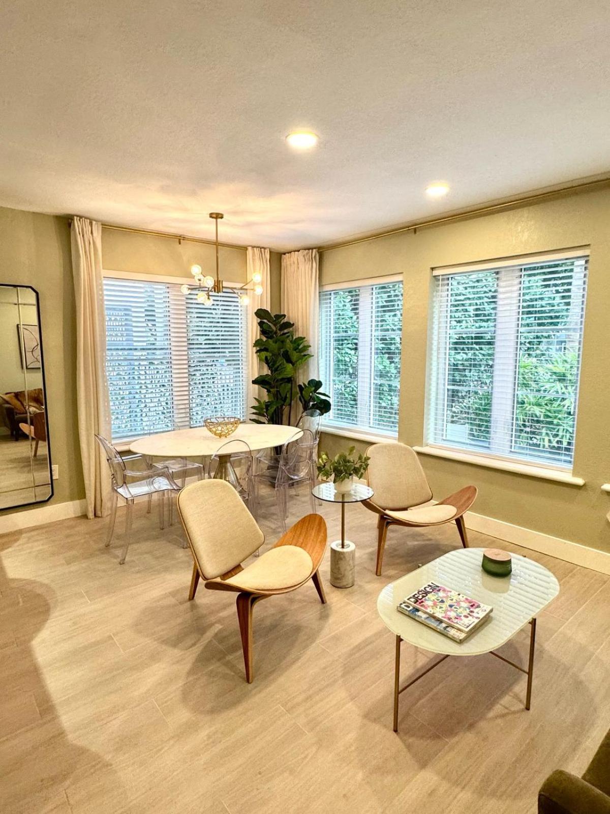 In Miamibeach Available For 1 To 6months * Miami Beach