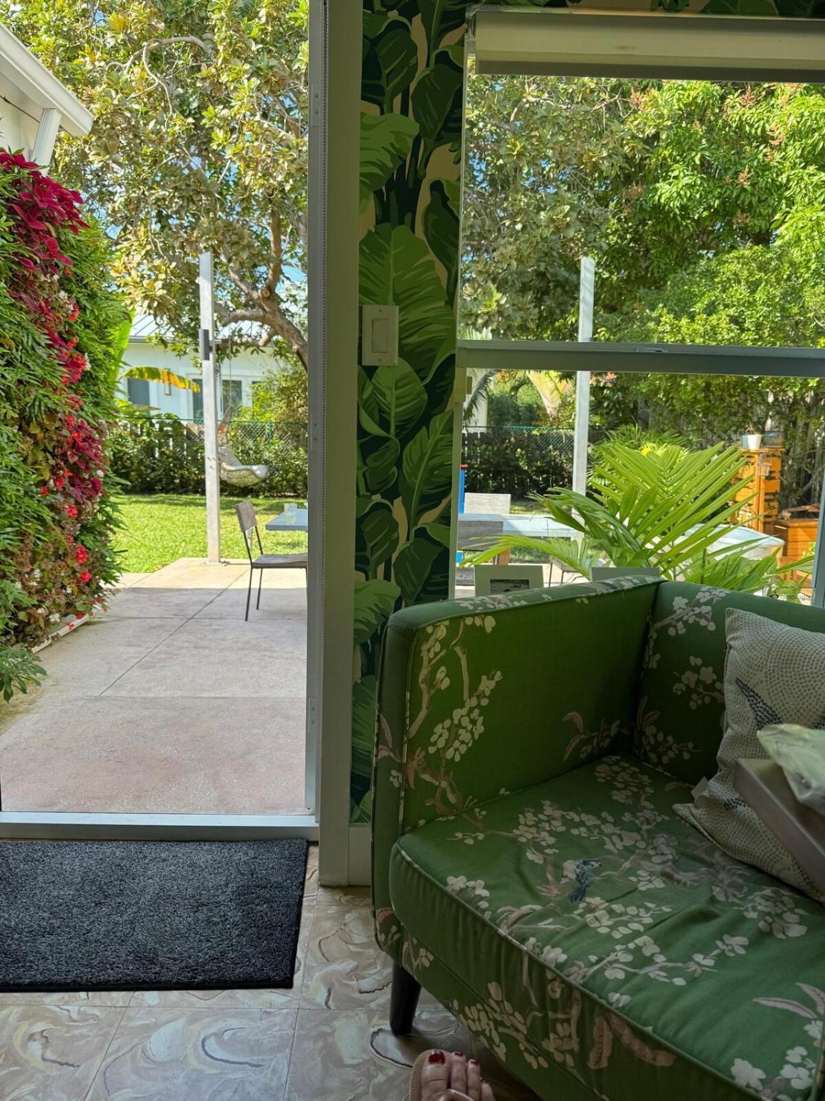 Holiday home Charming House With Beautiful Garden