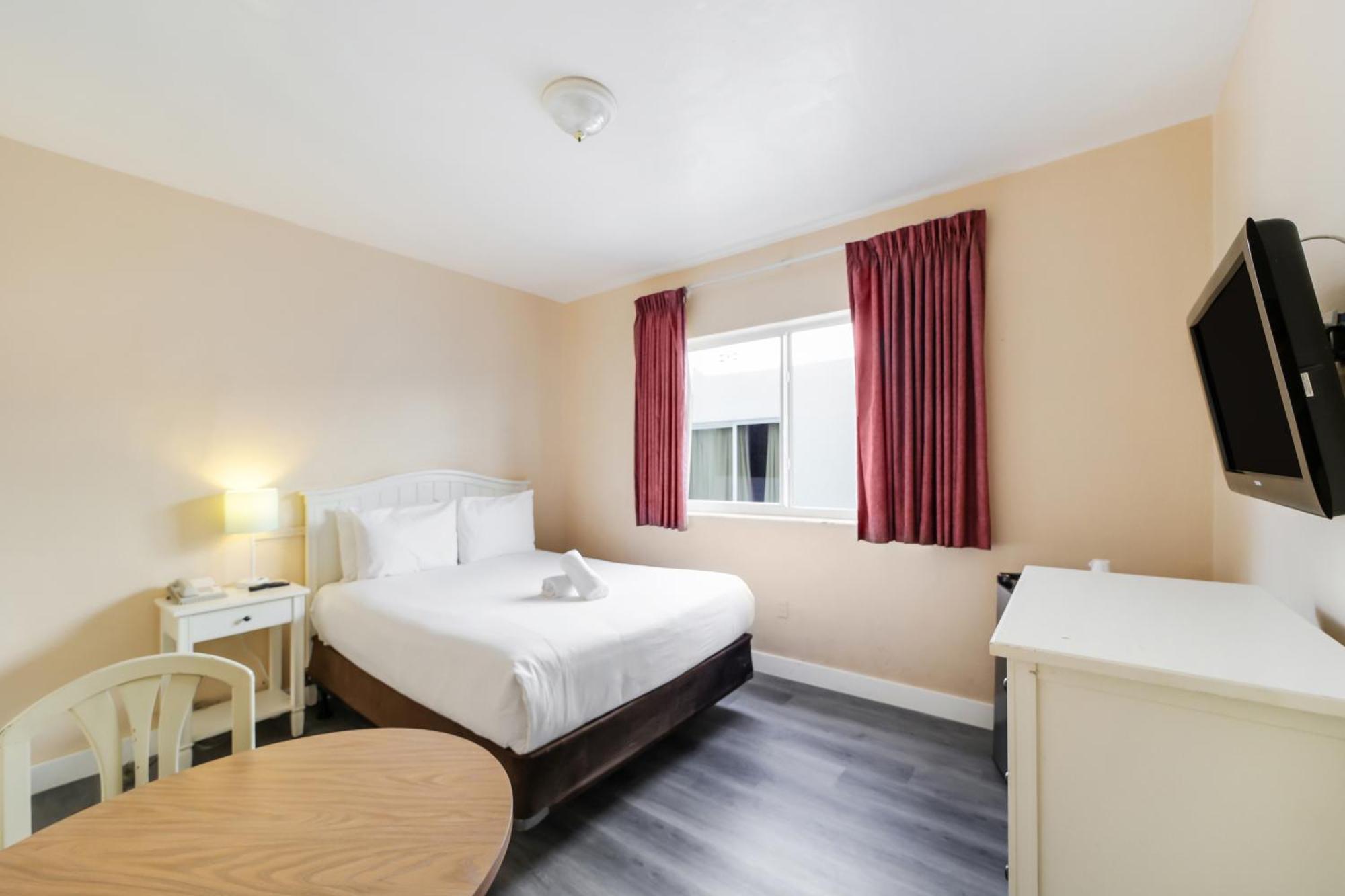 Parisian - Geneva Aparthotel Miami Beach
