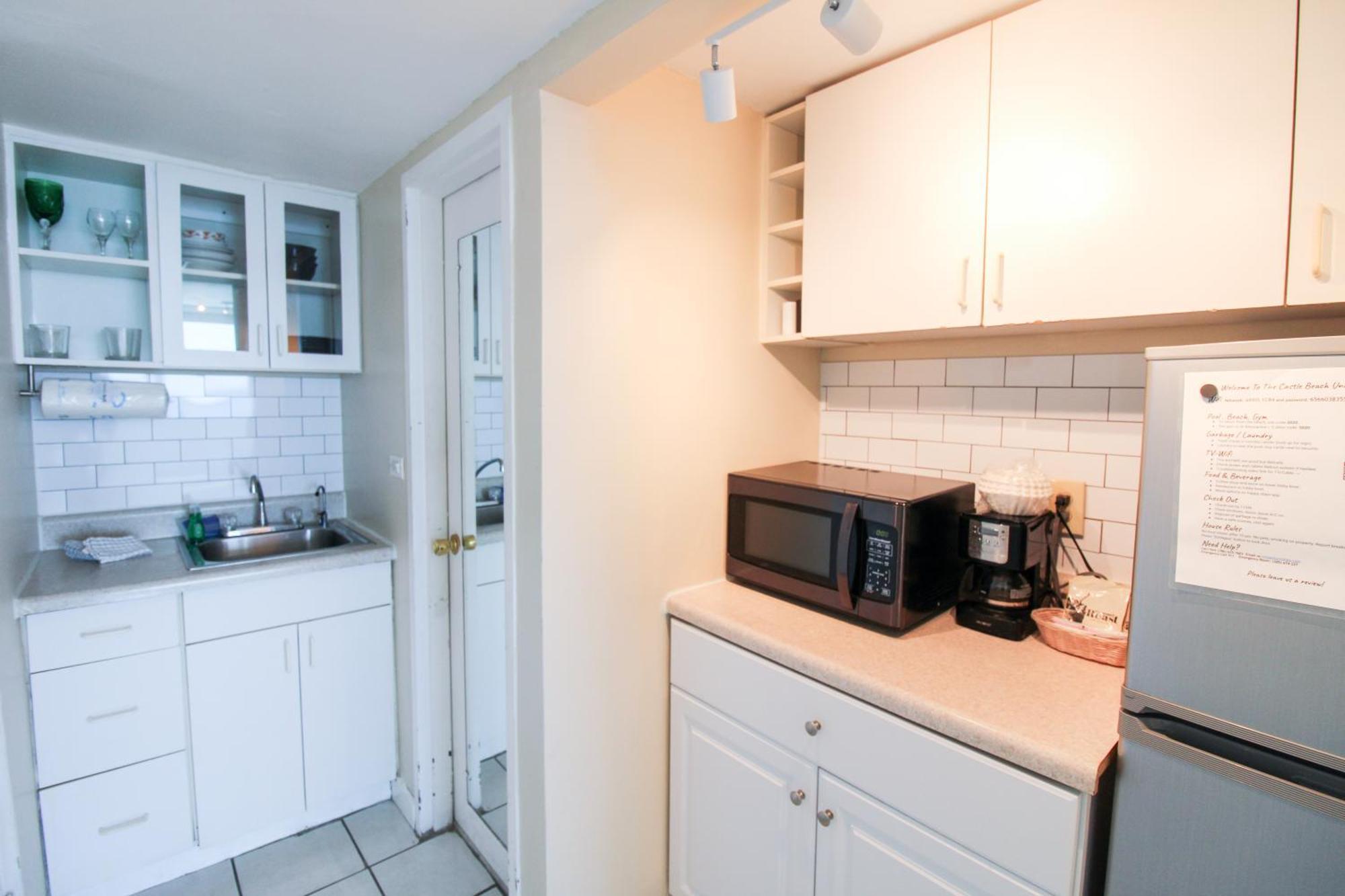 Castle 1733 Ocean View With Direct Access, Pool, Tennis & Free Parking
