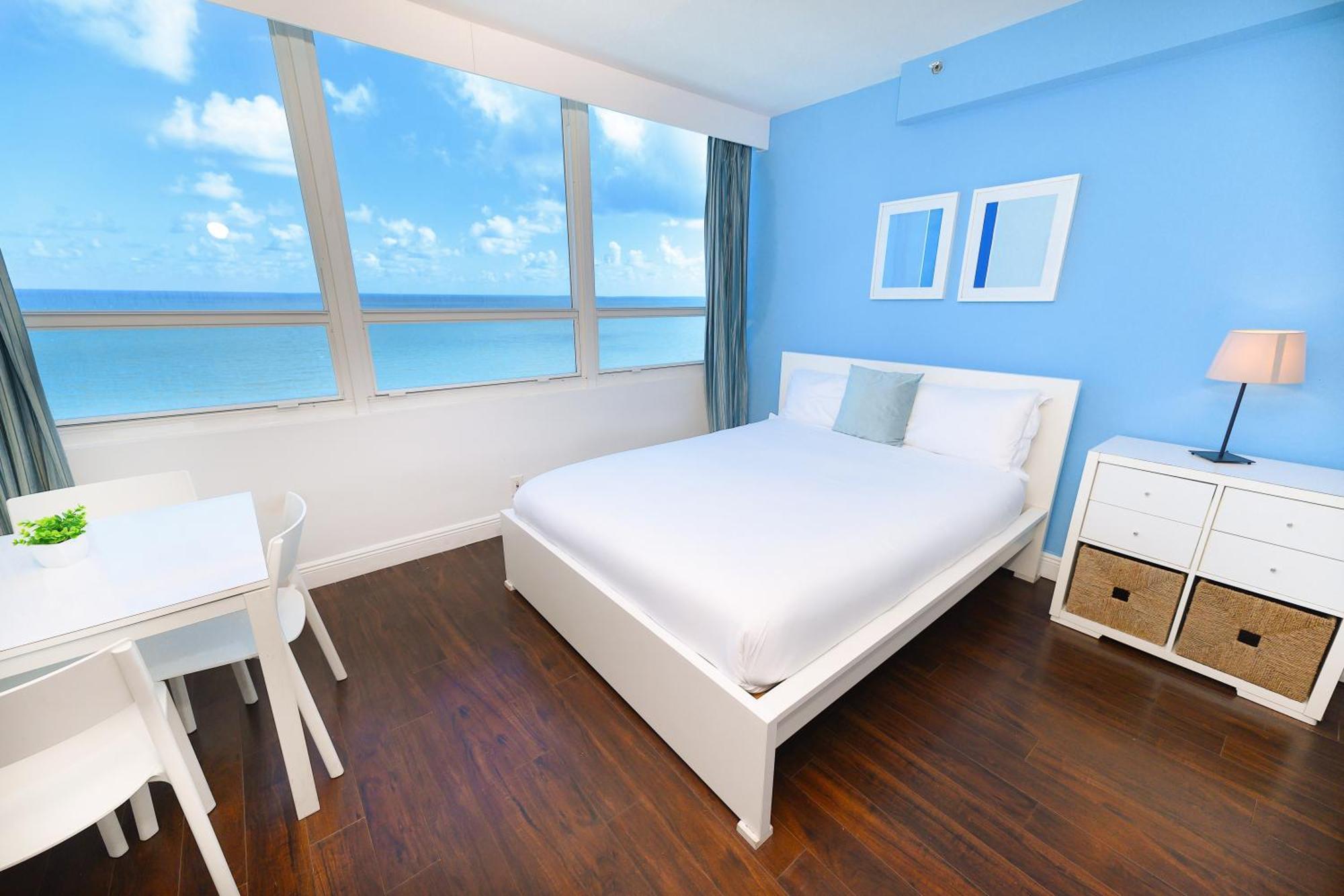 Seastays Aparthotel *