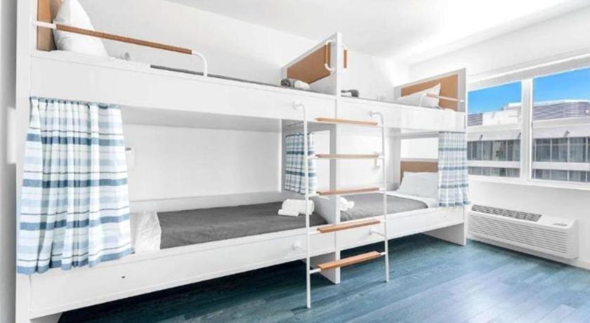 Hotel The Variety By Luxurban