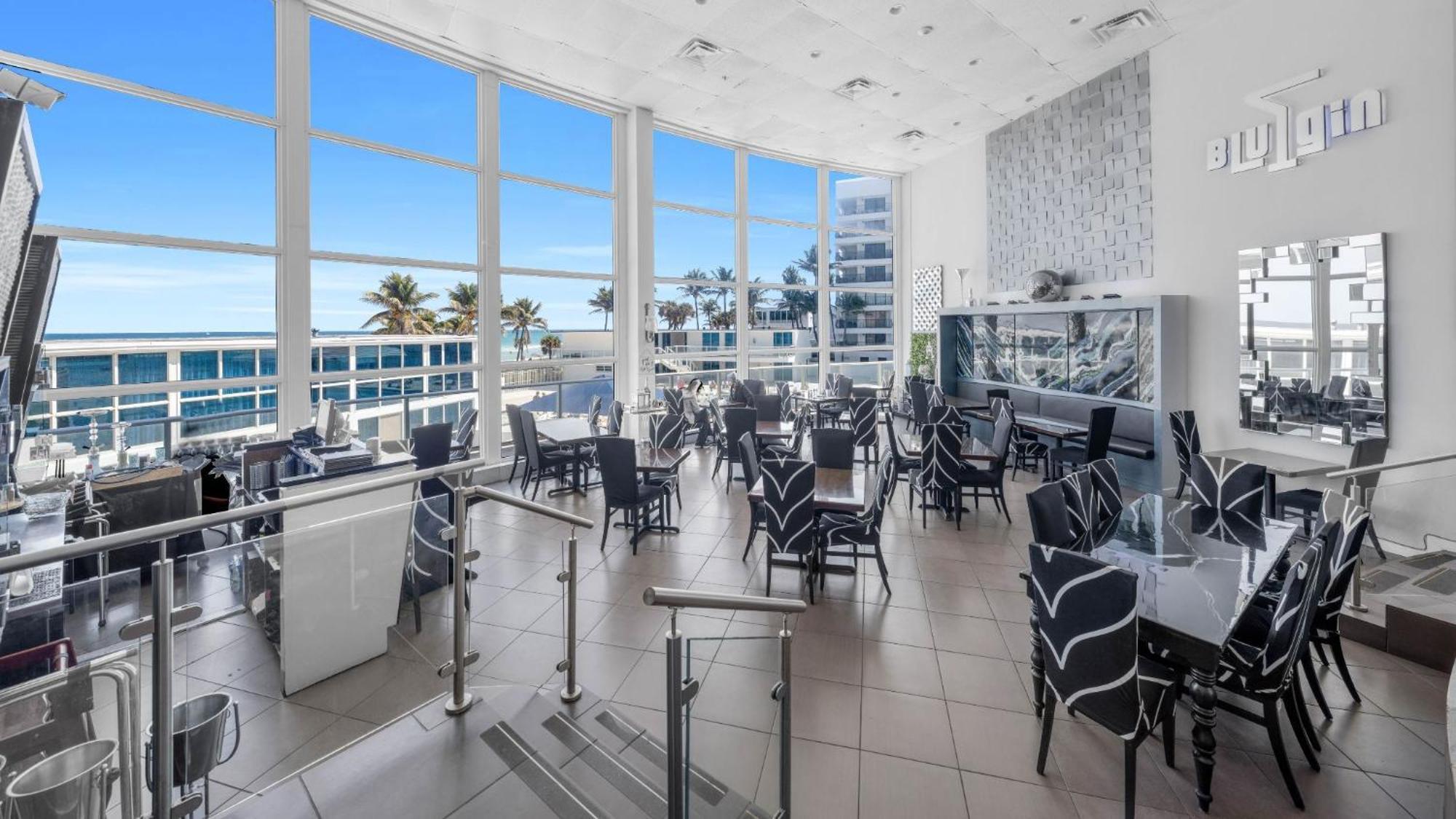 Seastays-oceanside Apartment
