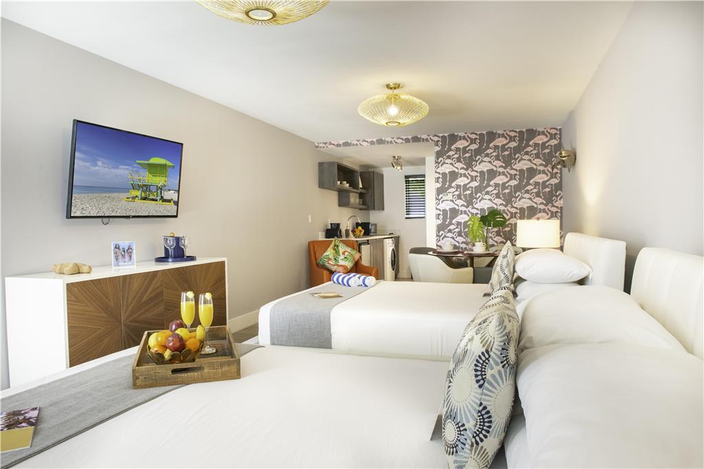 Waterside And Hotel 3*