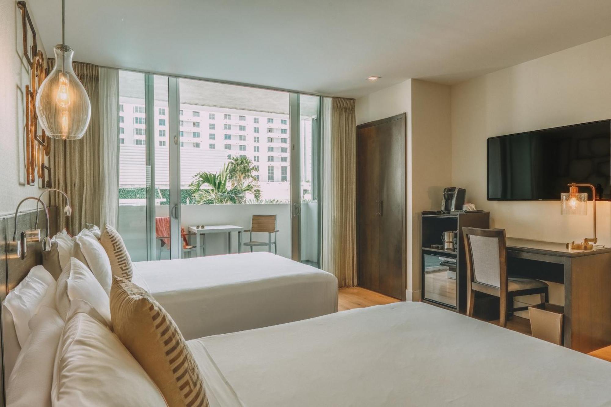 Iberostar Waves Berkeley Shore Hotel 4*