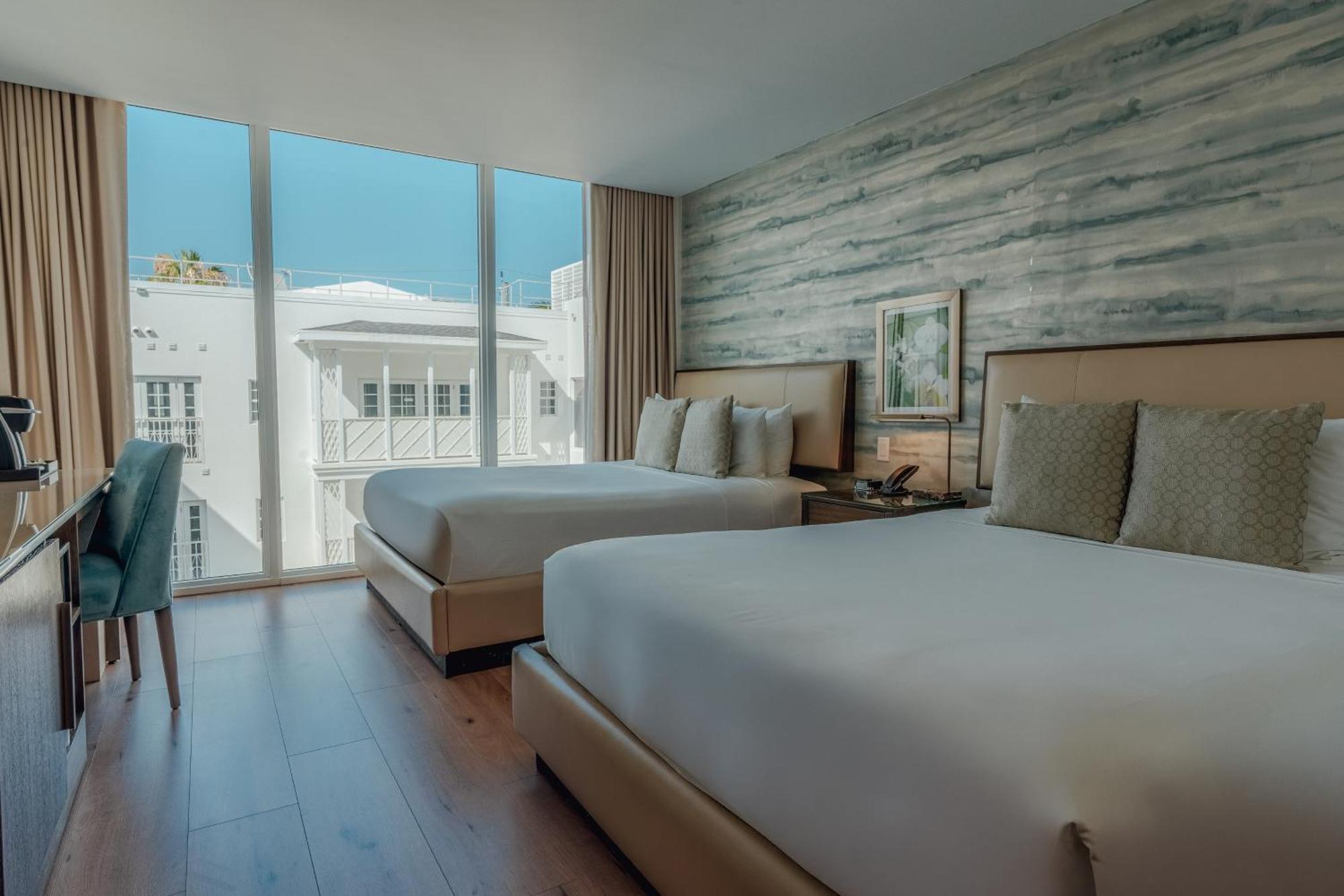 Iberostar Waves Miami Hotel 4*