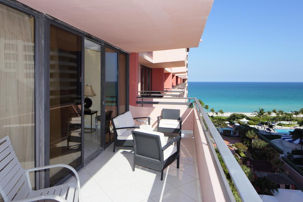 Ocean Breeze * Miami Beach