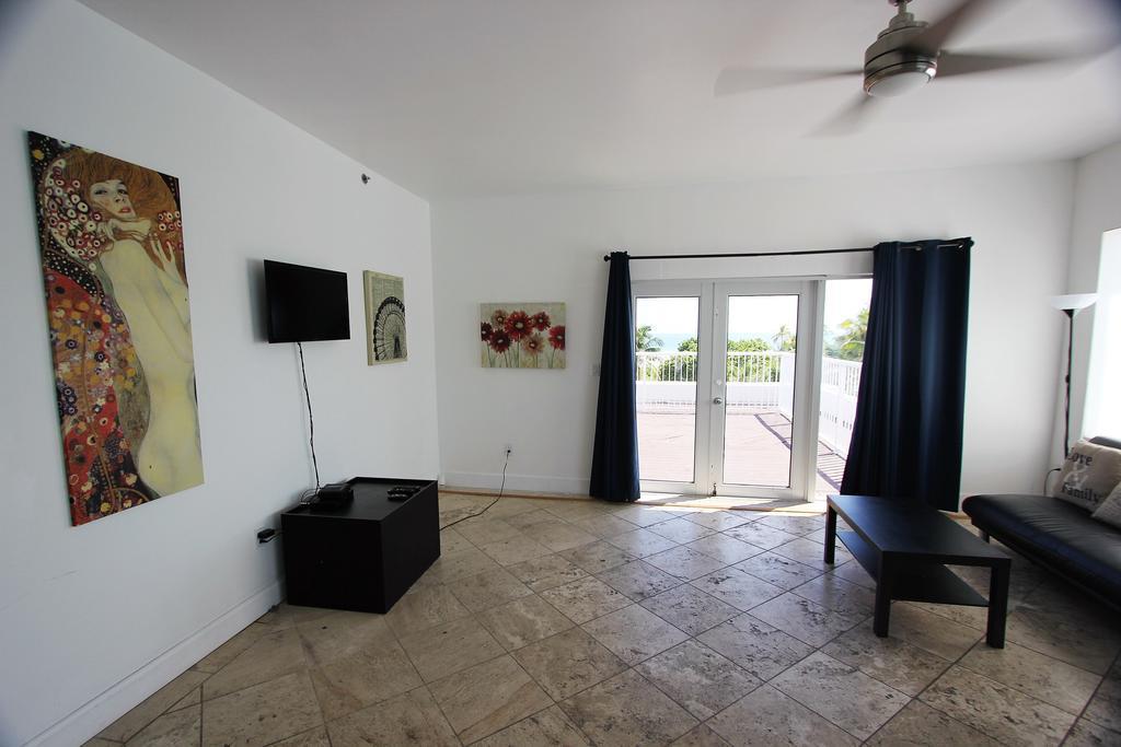 9th And Ocean Dr Penthouse Apartment Miami Beach