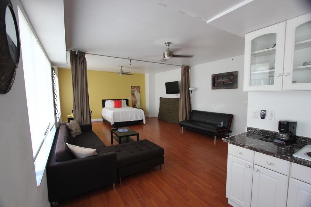 9th And Ocean Dr Penthouse * Miami Beach