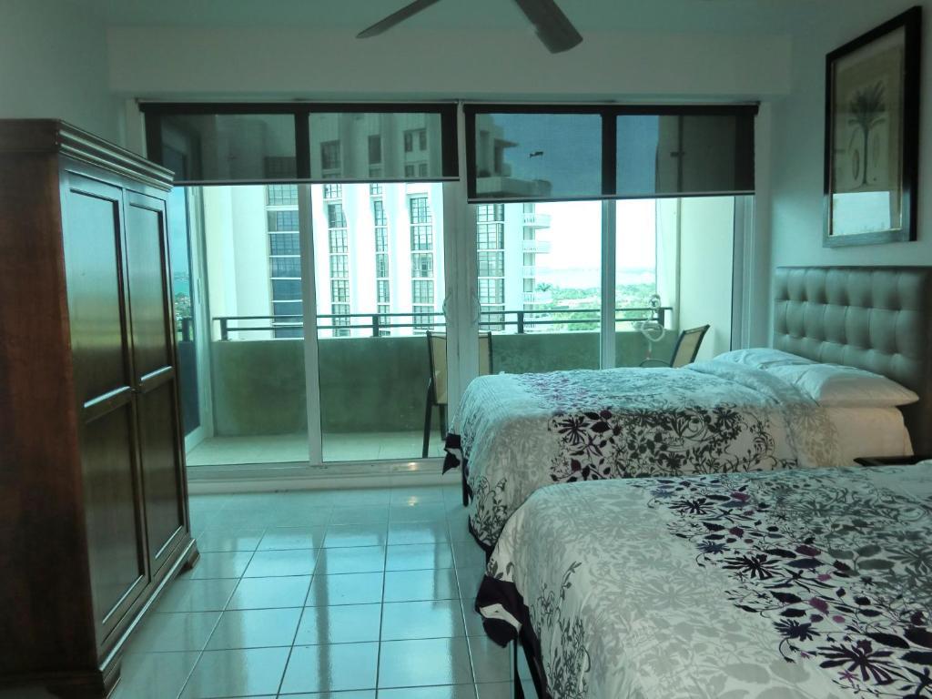 Soleil Miami Beach