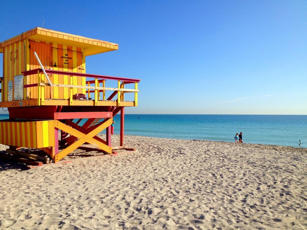 A Block From The Beach- Miami Beach Miami Beach