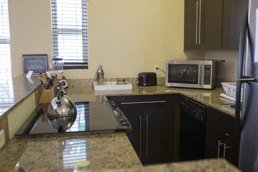 Aparthotel 751 Meridian House