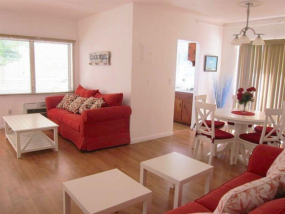 Bikini Hostel, Cafe&beer Garden * Miami Beach