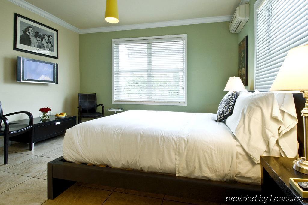 Odyssey Of South Beach Apart 3*