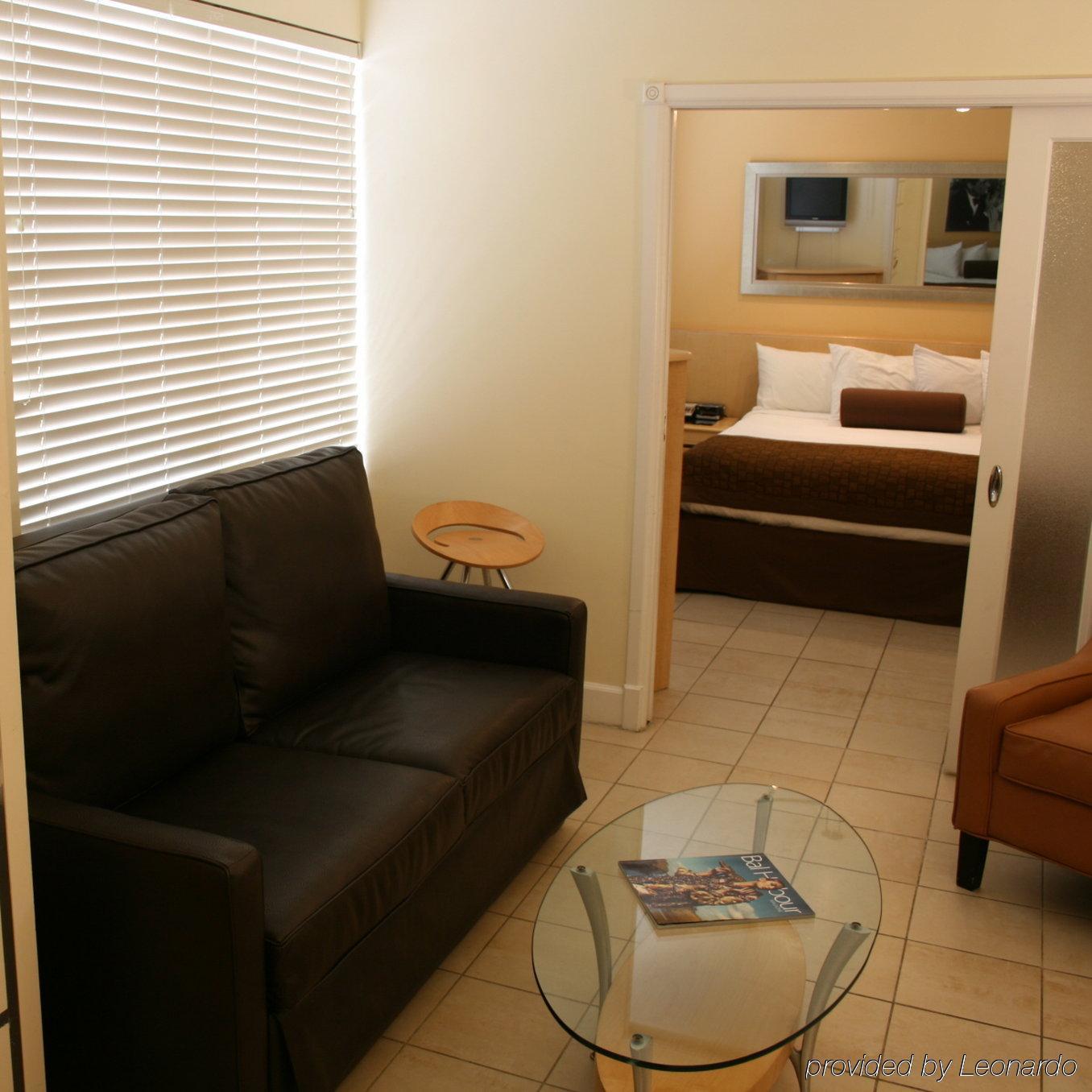 Hilton Vacation Club Crescent On South Beach Miami 3*