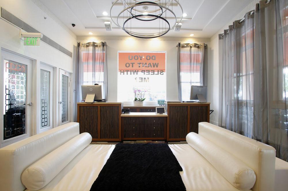 Waldorf Towers South Beach Hotel