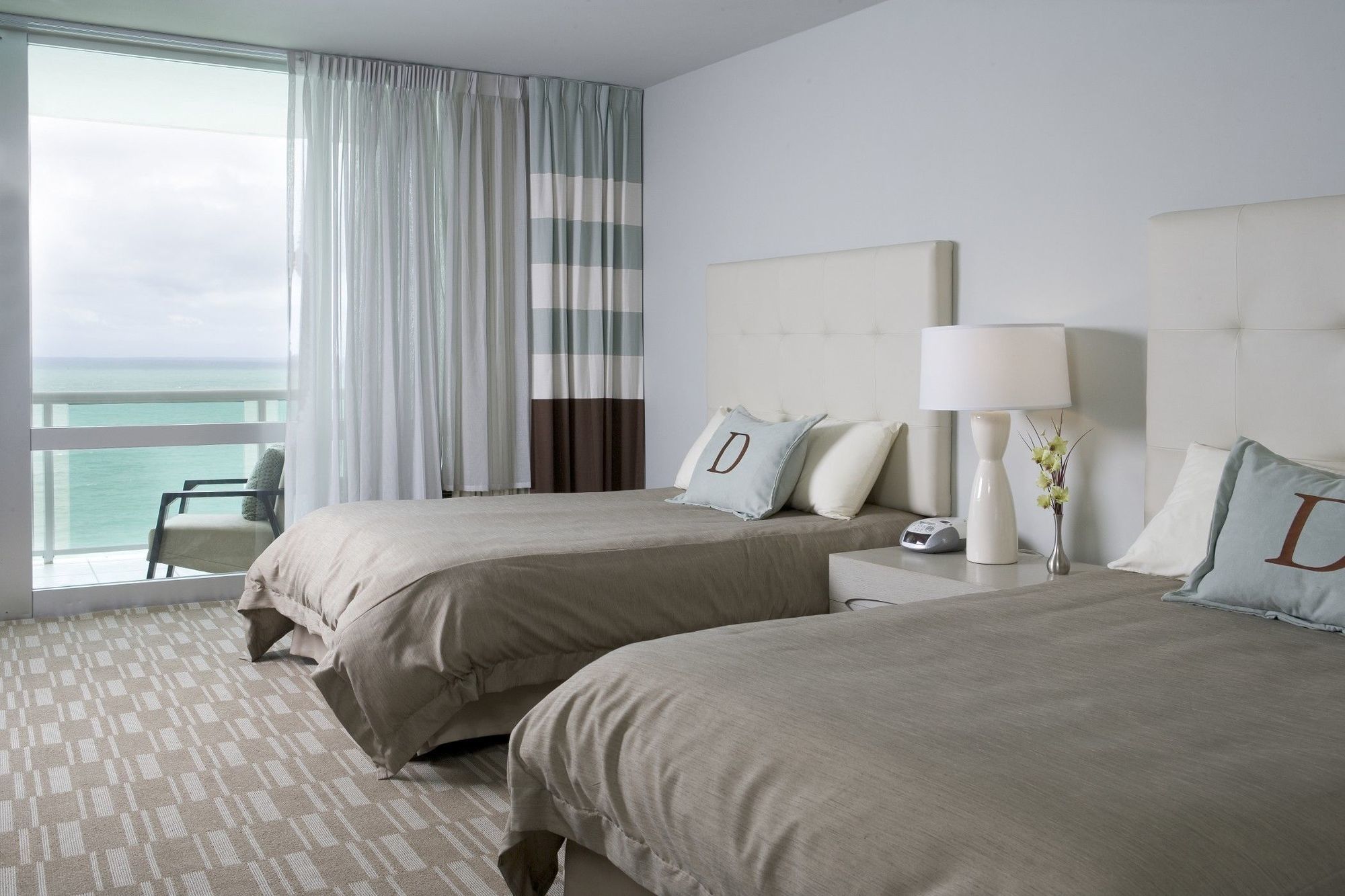 Resort Deauville Beach Miami Beach