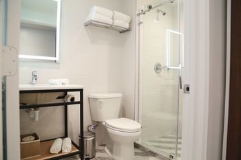 The Meridian Miami By Kasa Hotel Miami Beach