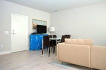 Art Deco Townhouse Apartment Miami Beach