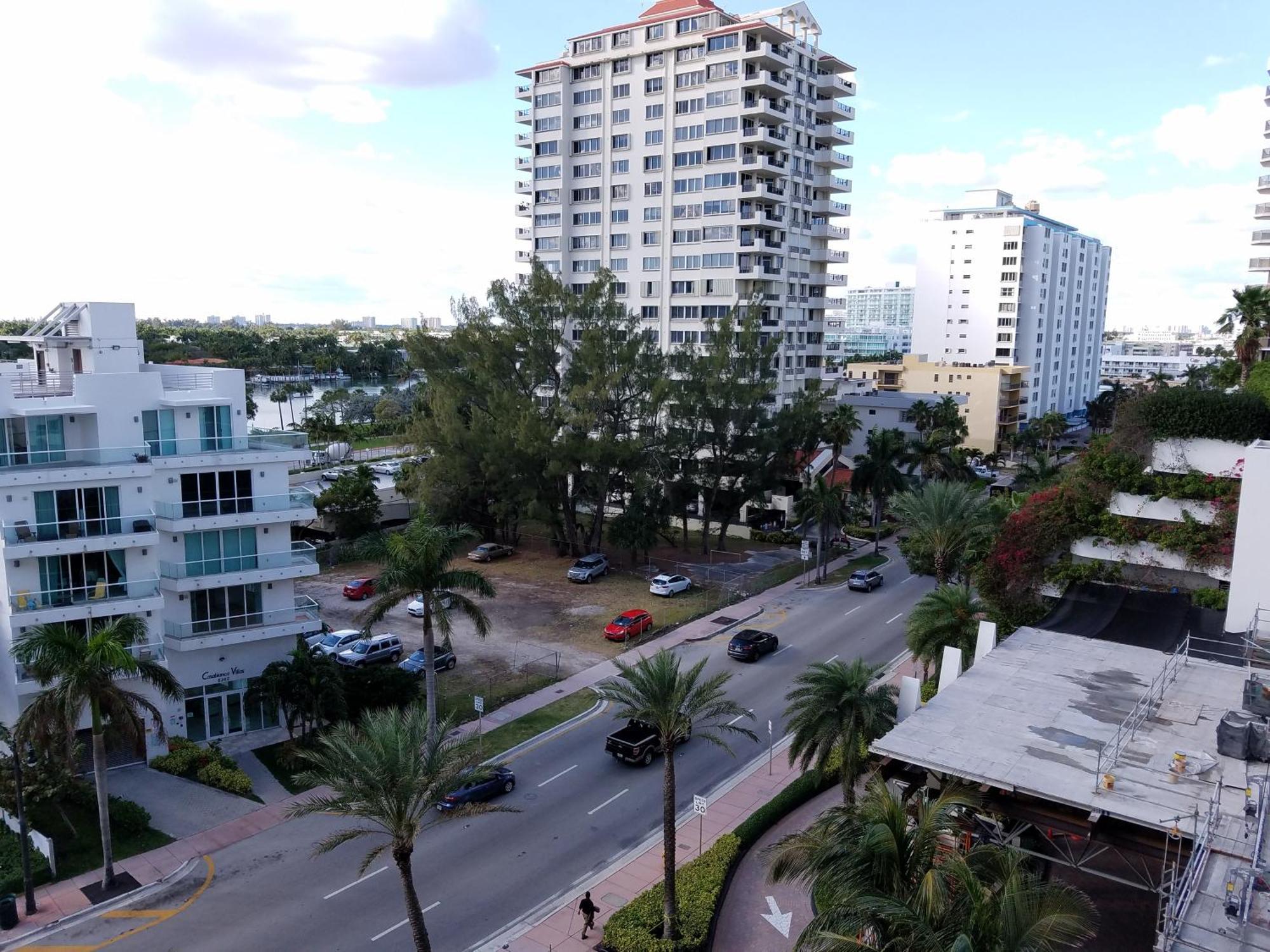 Apartment Suncoast Ll