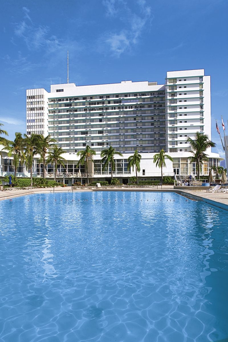 Deauville Beach Resort 3*