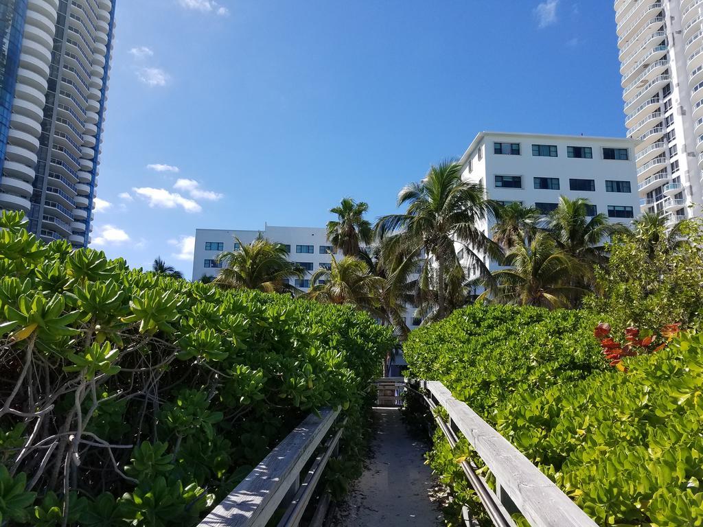 Suncoast Iii Apartment *
