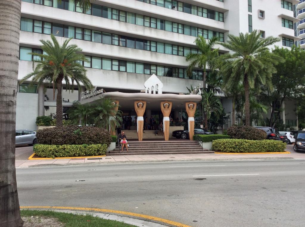 Suncoast Iii Apartment