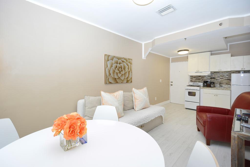 3rd And Ocean Apartment *
