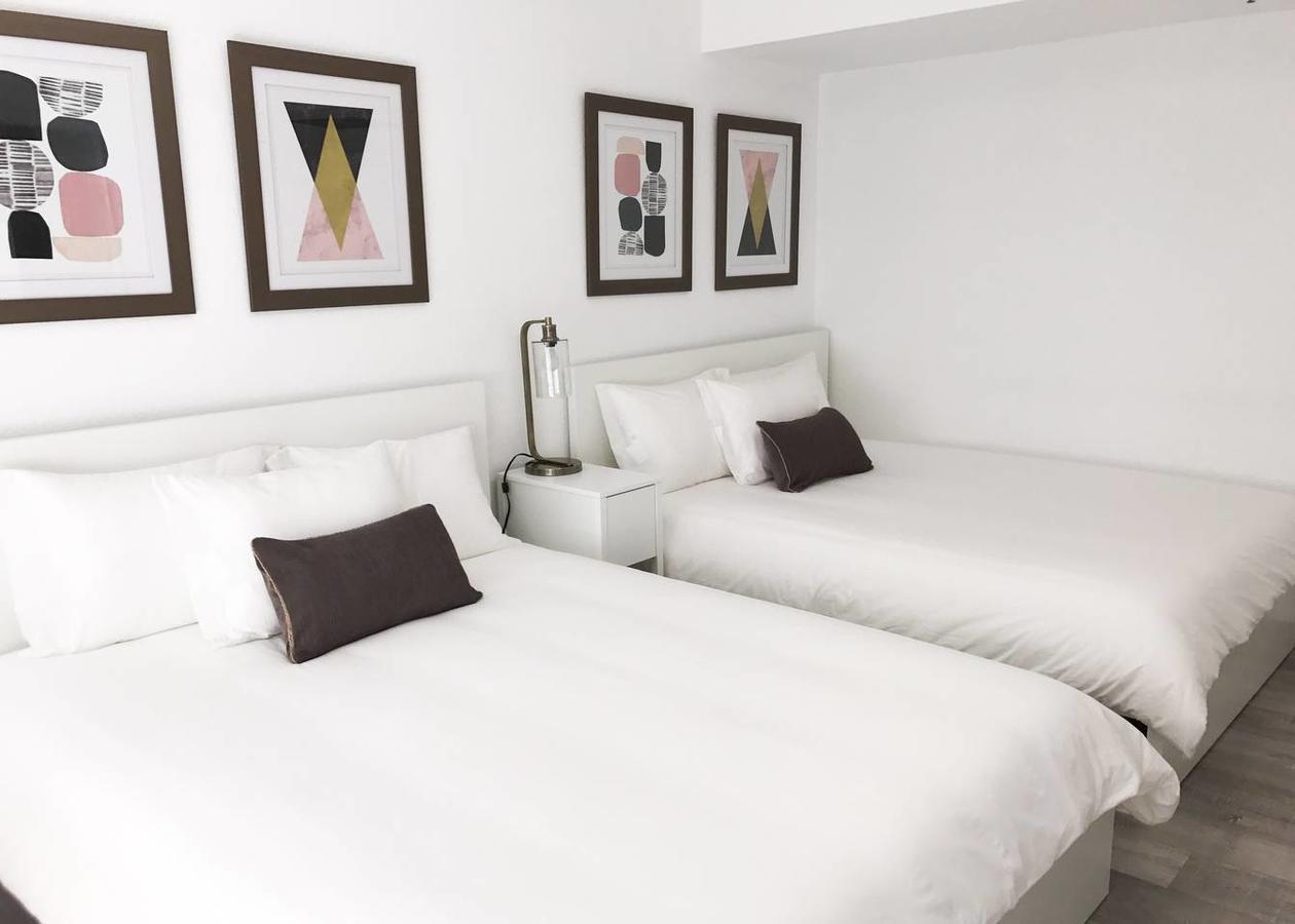 A Block From The Beach- Miami Beach Apartment