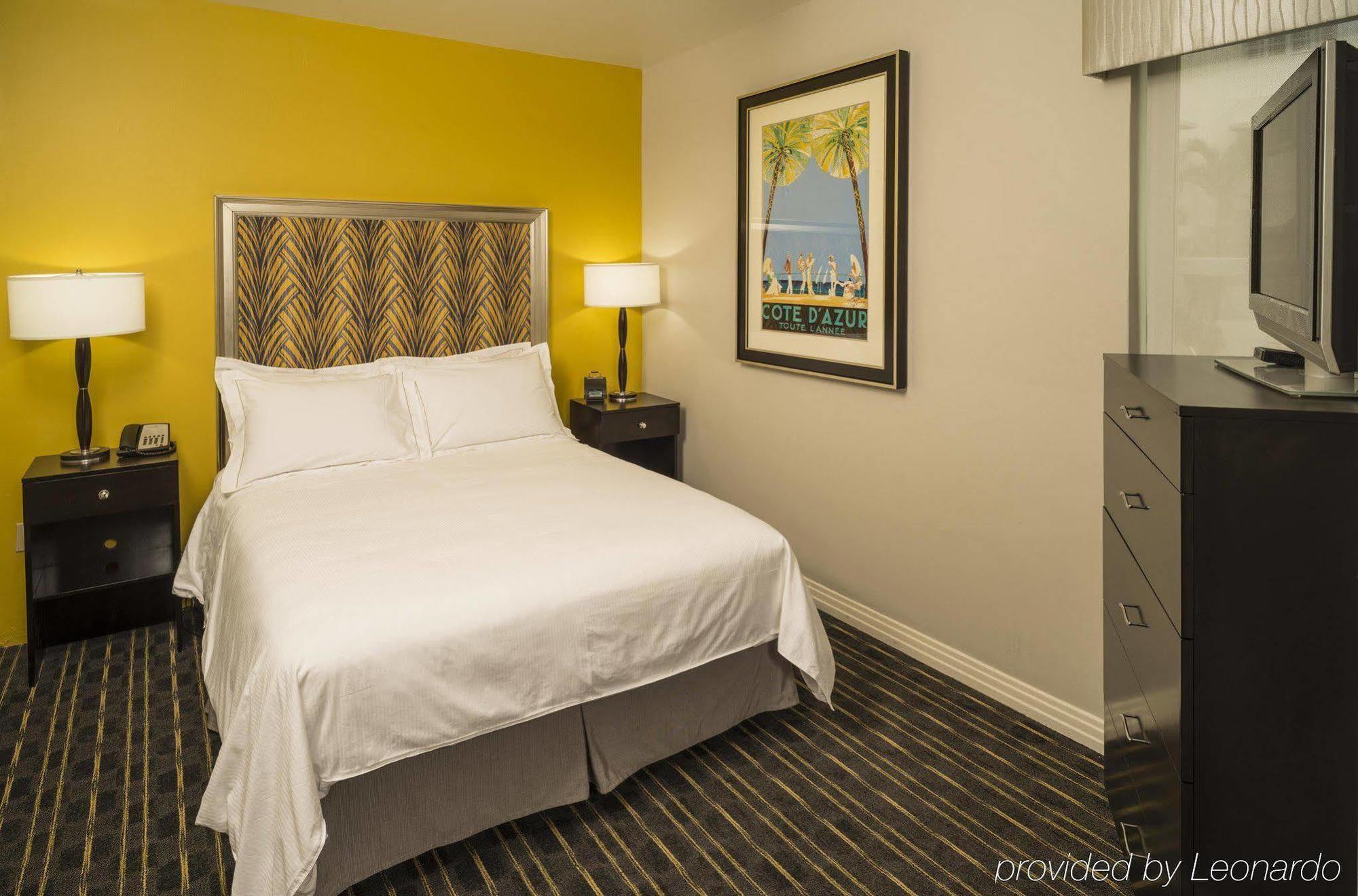 Hotel Hilton Grand Vacations At South Beach 3*