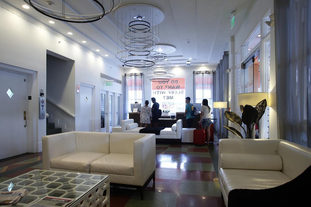 Waldorf Towers South Beach 3*