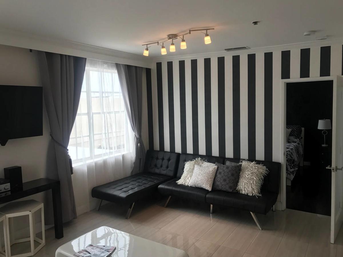 First Sofi Apartment *