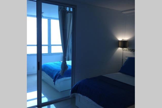 Castle Beach Apartment Miami Beach
