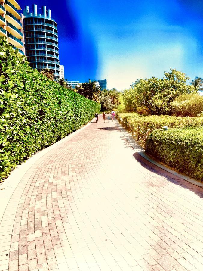 At De Soleil On Ocean Drive Apartment *