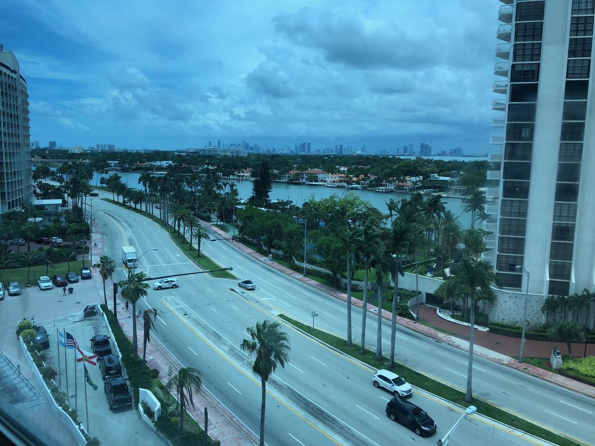 Ocean Front Units *