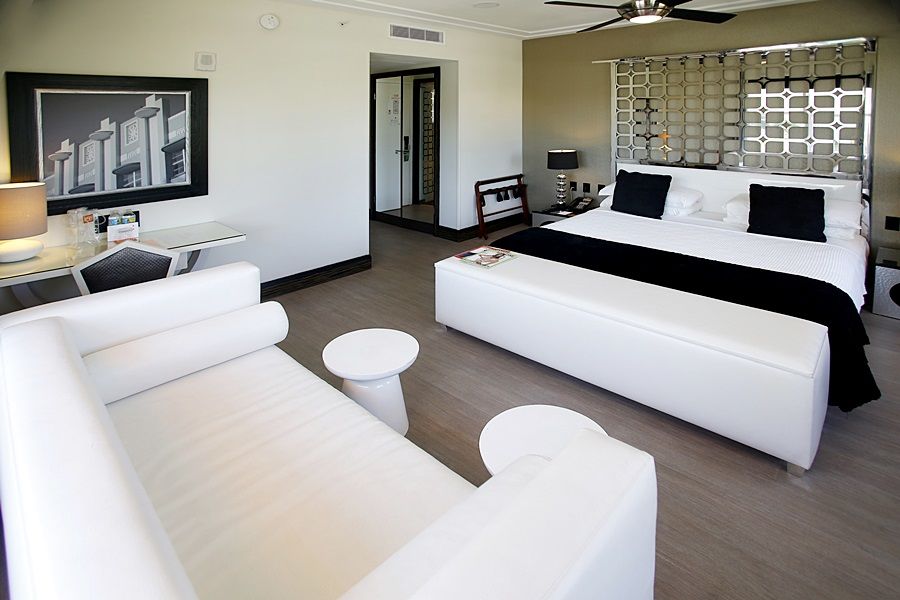 Waldorf Towers South Beach Hotel