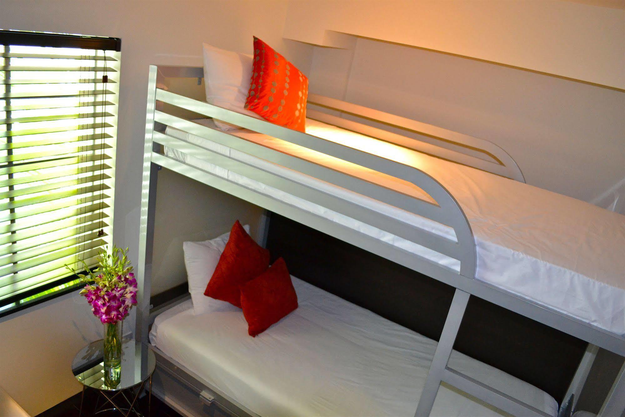 Hostel Posh South