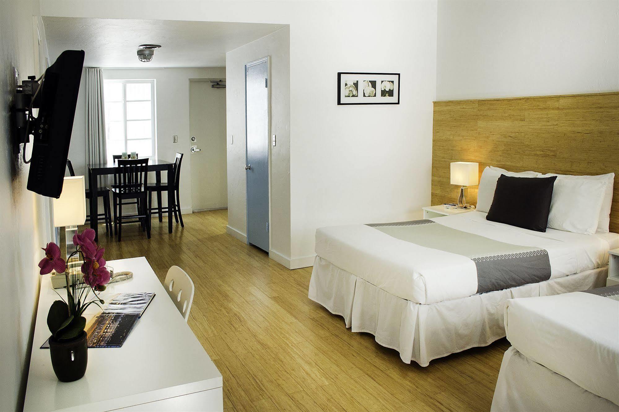 Hotel Aqua & 3*