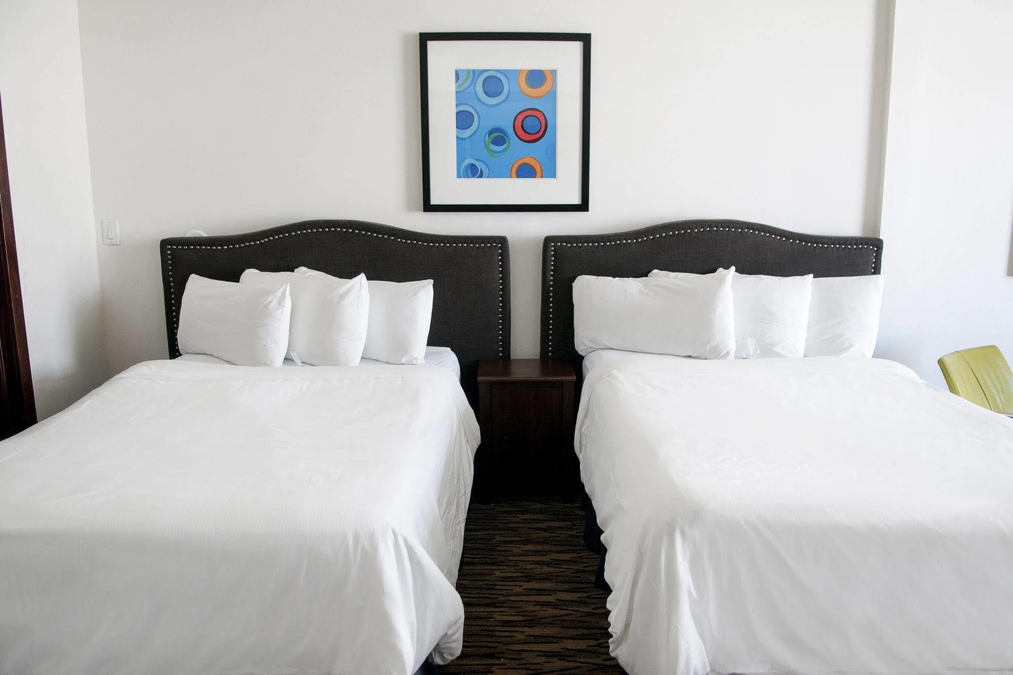 Congress Suites At The Strand 3* Miami Beach