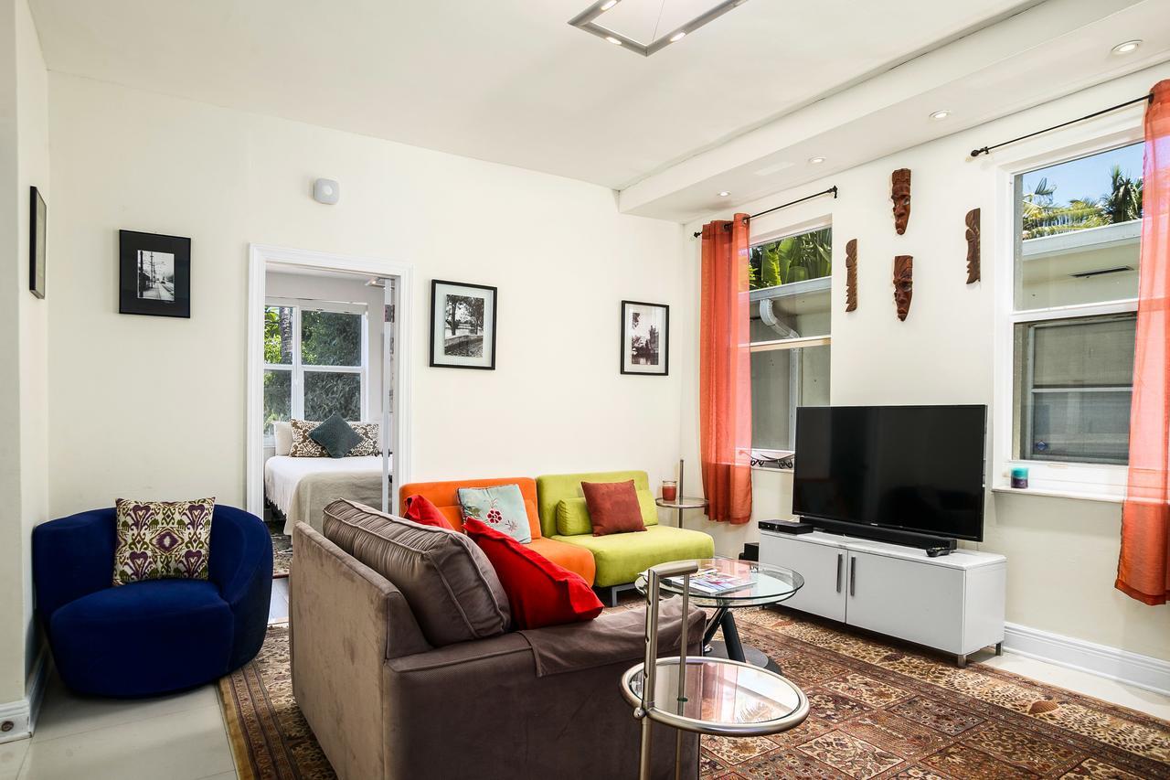Apartment Two Bedroom Two Bath 2 Block To Beach Miami Beach