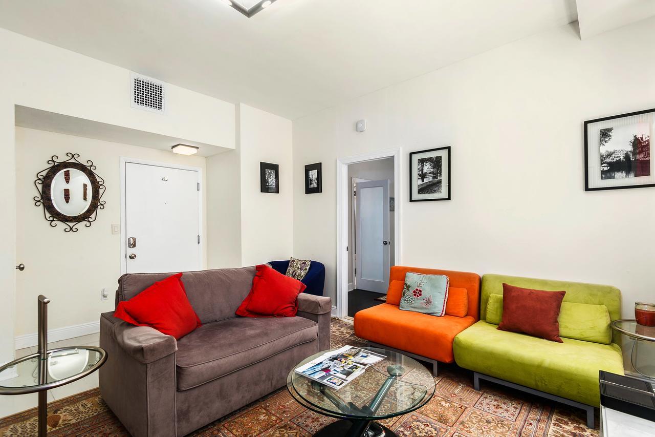 Apartment Two Bedroom Two Bath 2 Block To Beach Miami Beach