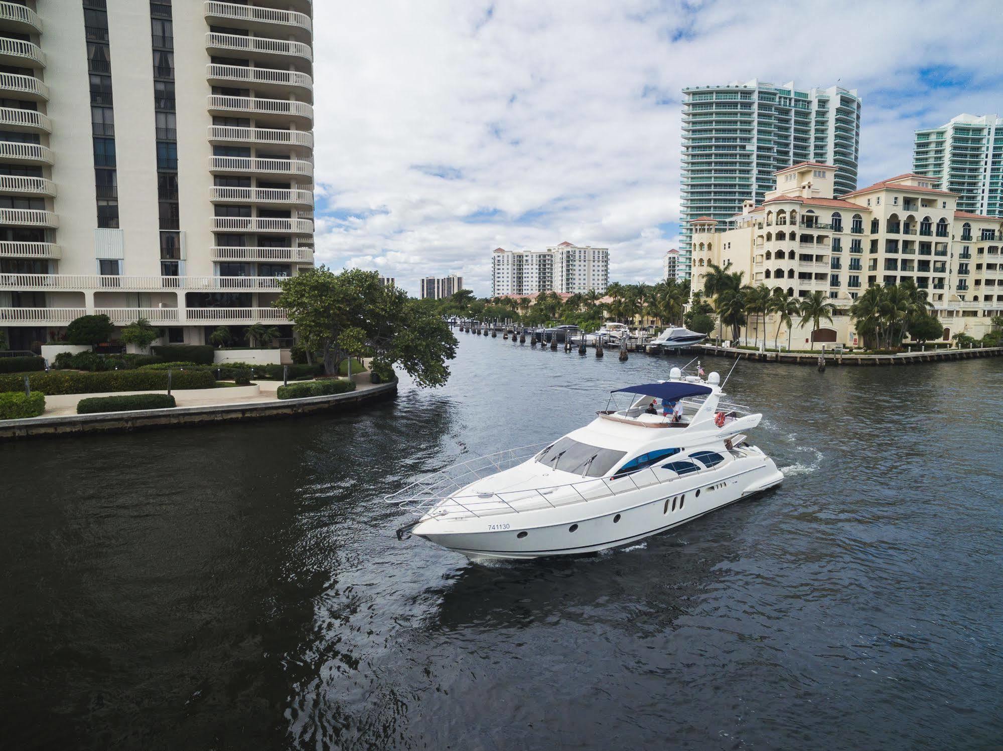 Hotel Miami Luxury Yacht Charters Miami Beach