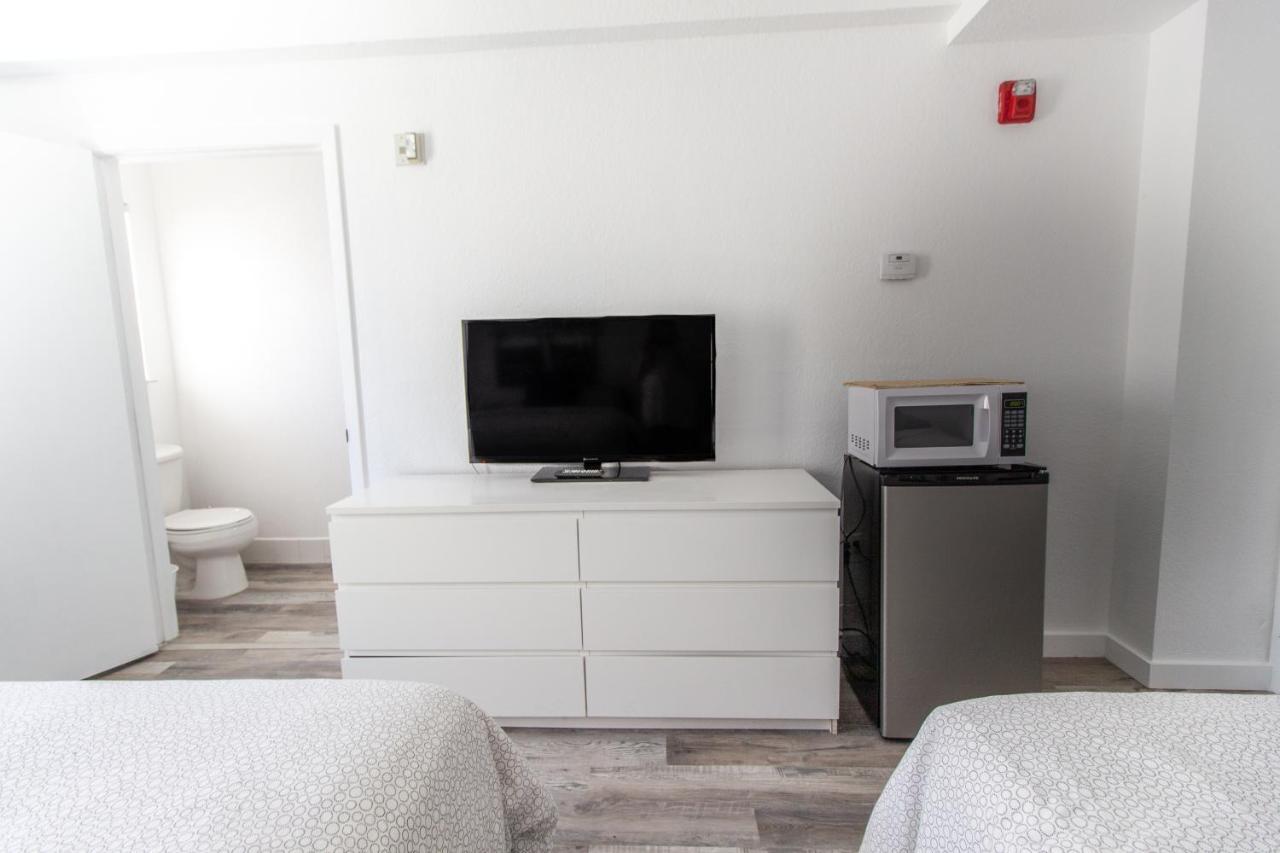 Ocean Spray Apartment Miami Beach