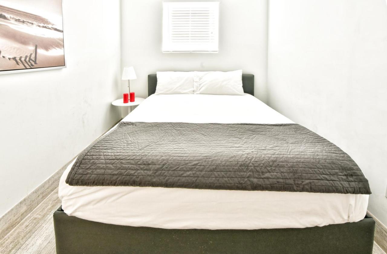 Apartment Delfino Suites South Beach By Red Group Miami Beach