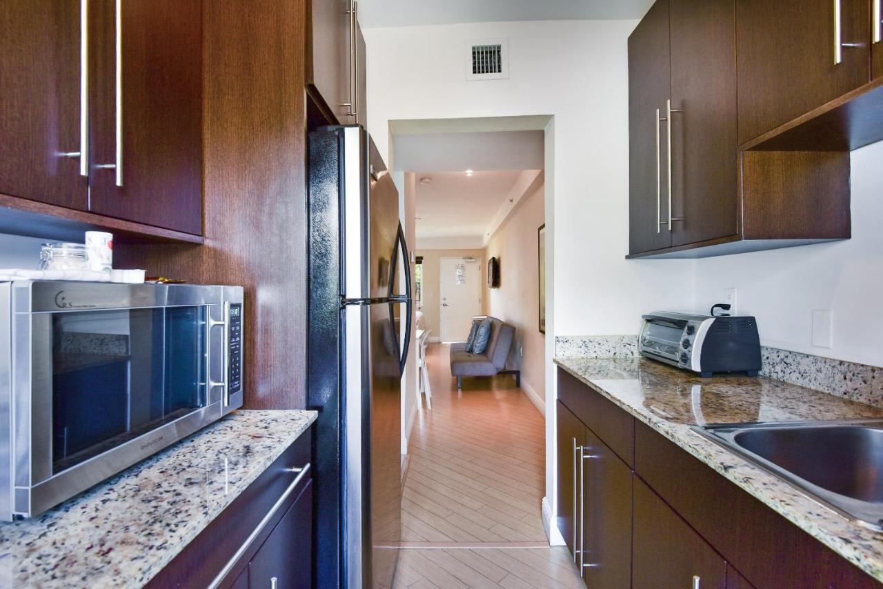751 Meridian House Aparthotel