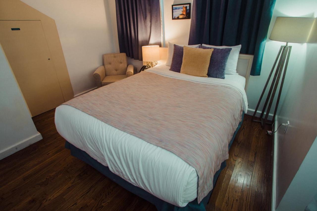 Hotel Italia South 4*