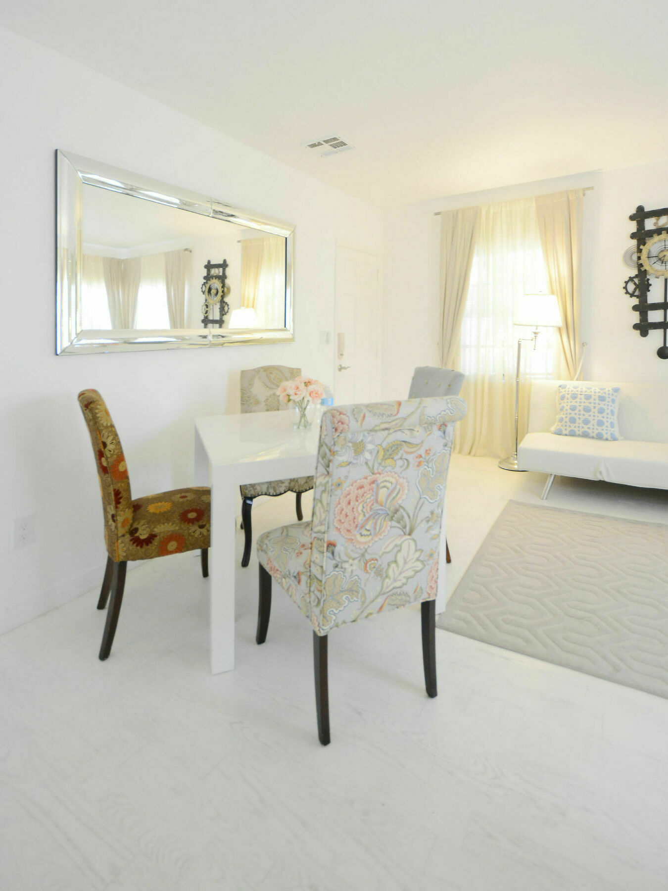 Apartment Sunrise Court