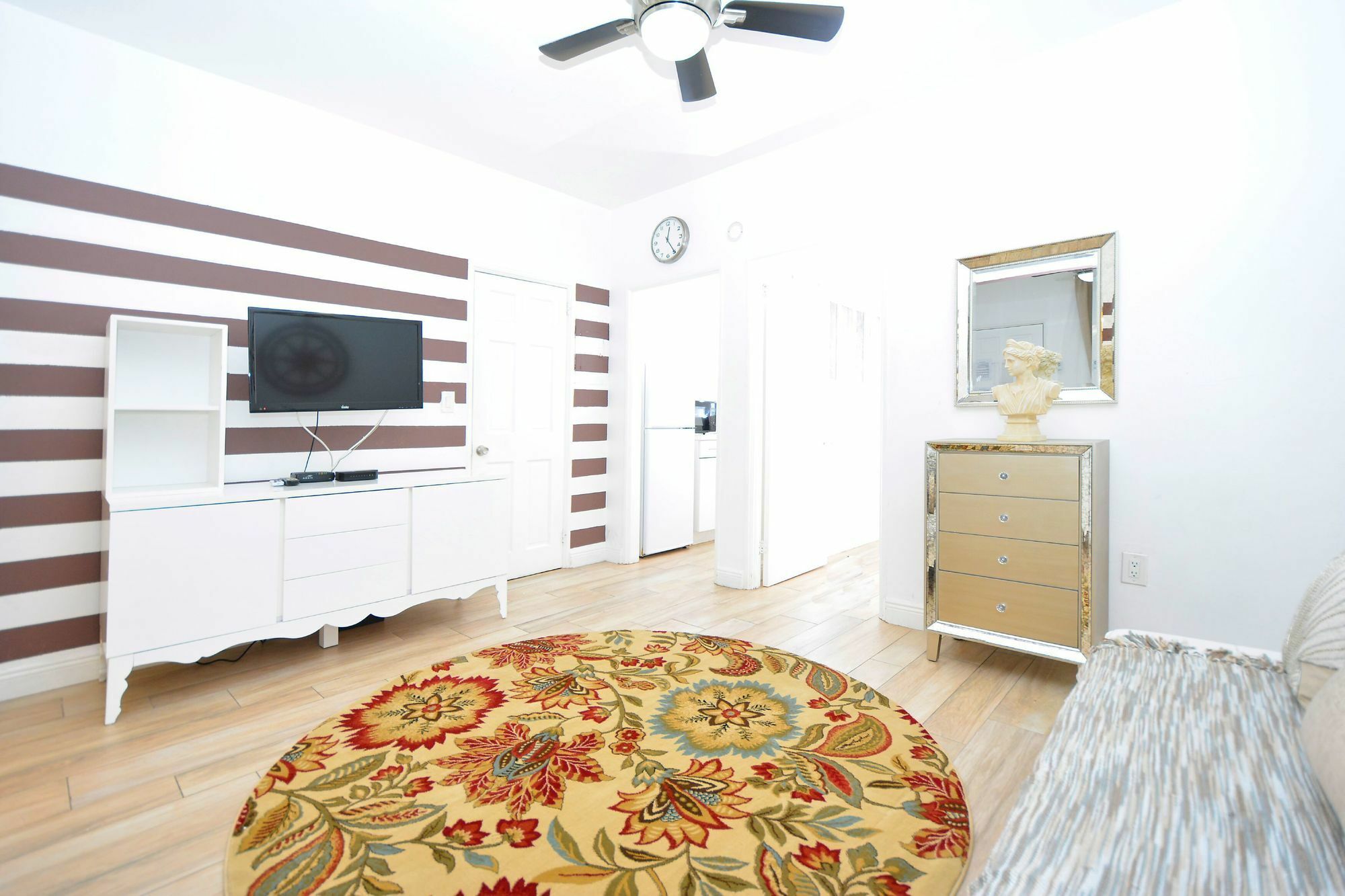 Apartment Sunrise Court *