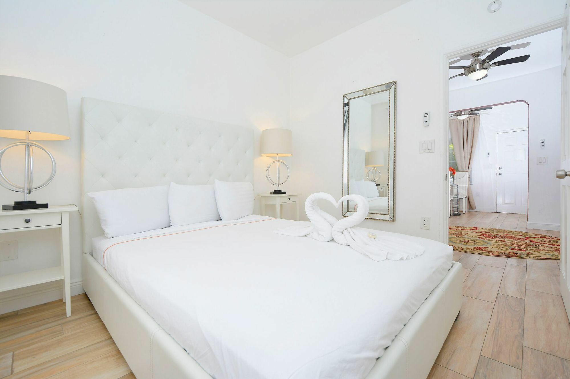 Sunrise Court Apartment