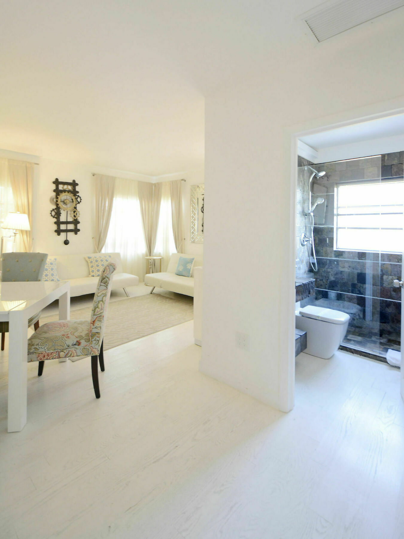 Sunrise Court *